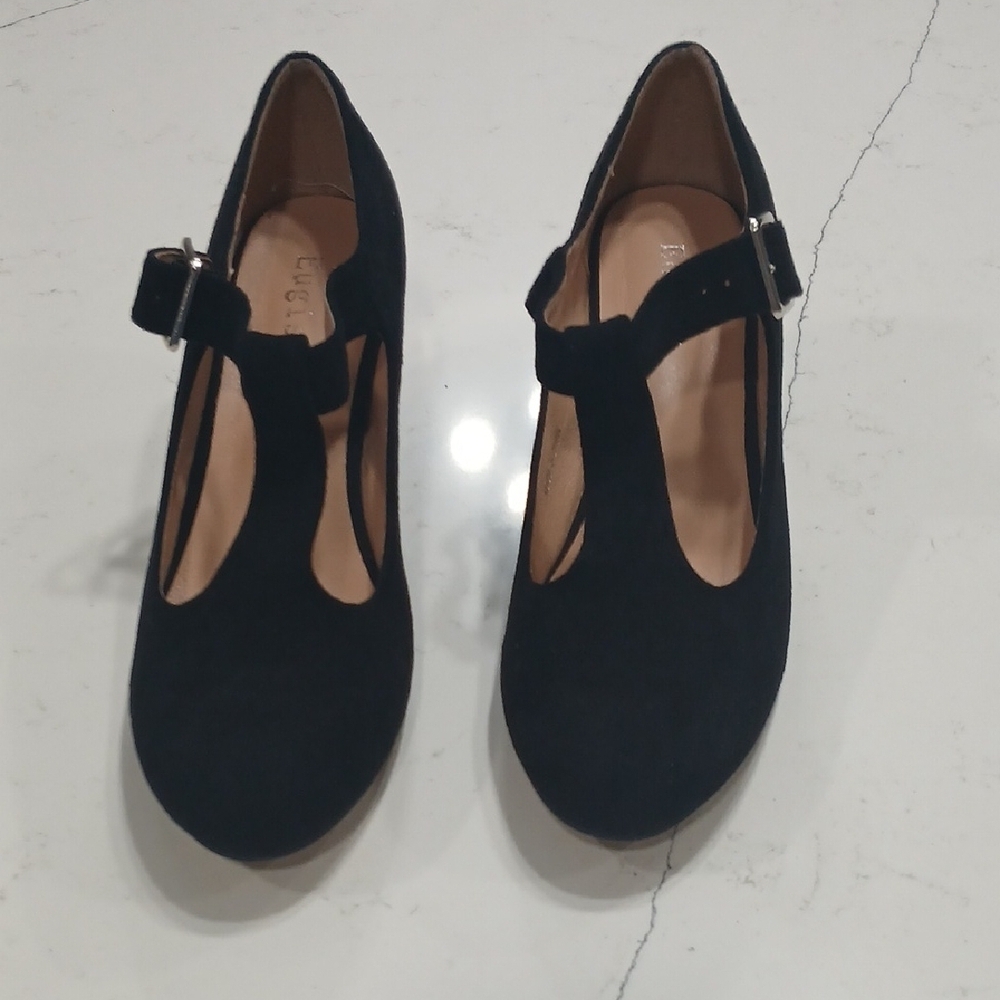 Chic Black Heeled T-Strap Shoes Sz 46 Fit Sz 12 American New Without Tag Or Box